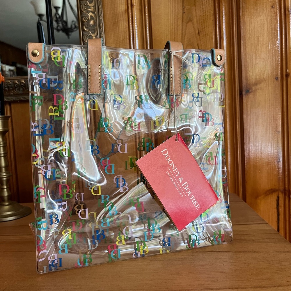 *NEW* Dooney & Bourke clear bag